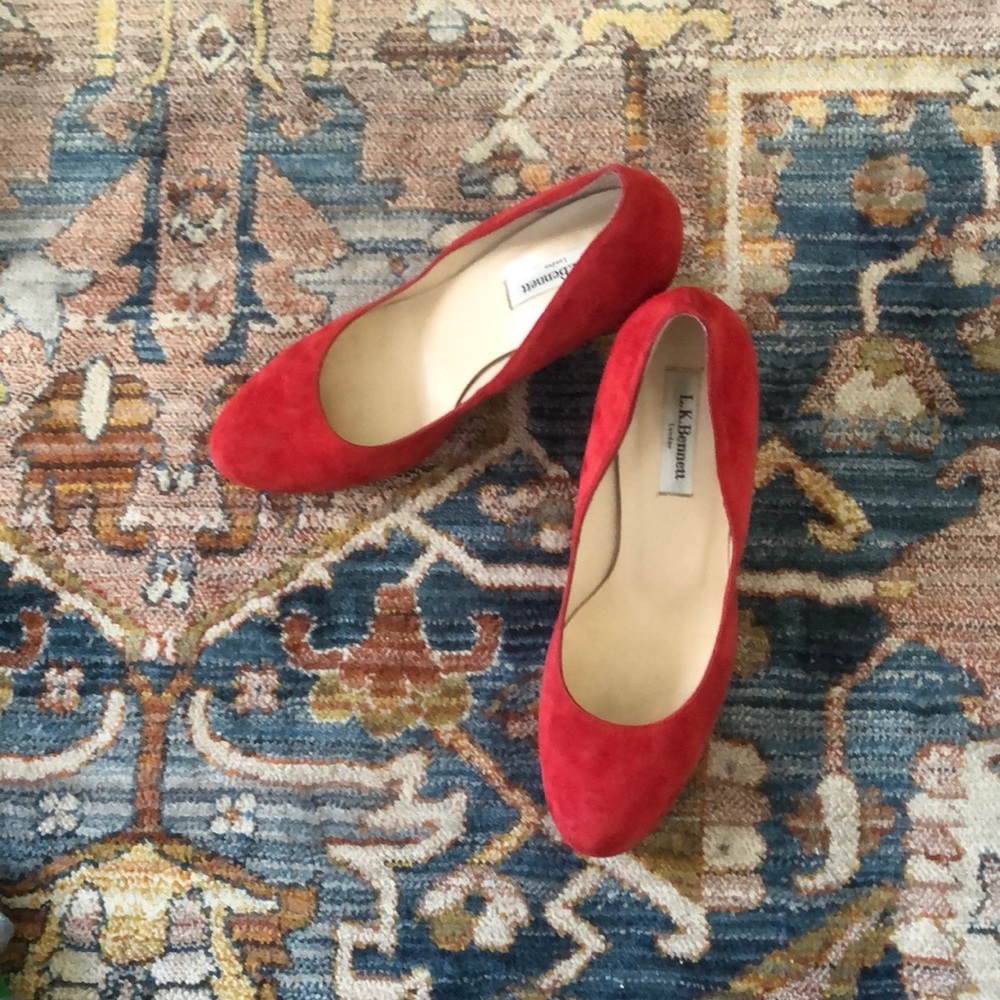 L.K. Bennet Red Heels sz 38